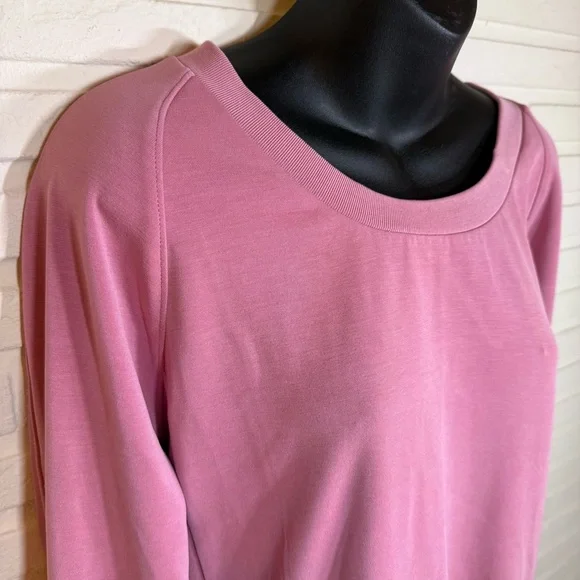 Athleta Pink Seasoft Scoop Neck Athletic Sweatshirt, Women’s Size Medium - Picture 4 of 8